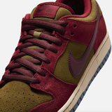 Nike SB - Dunk Low Pro Shoes | Dark Team Red