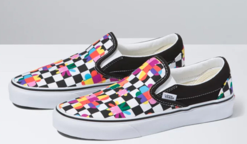 Vans Classic Slip-On Shoes | Black (Floral Checkerboard) – PlusSkateshop.com