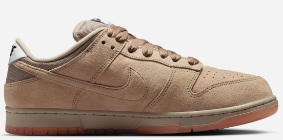 Nike SB - Dunk Low Pro B Shoes | Parachute Gum