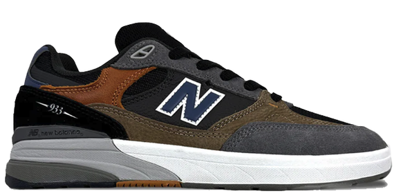 New Balance - Numeric Andrew Reynolds 933 Shoes | Grey Brown