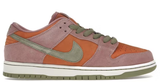Nike SB - Dunk Low Pro Shoes | Red Stardust