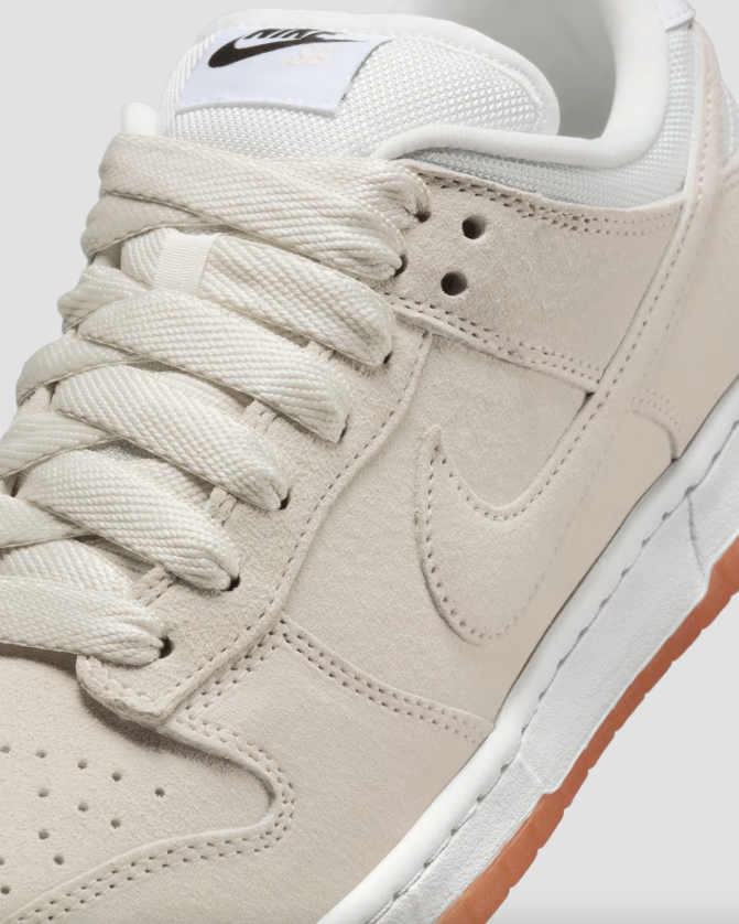 Nike SB - Dunk Low Pro B Shoes | Pale Ivory – Plusskateshop.com