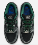 Nike SB - Dunk Low Pro QS Shoes | Black Green (There Skateboards)