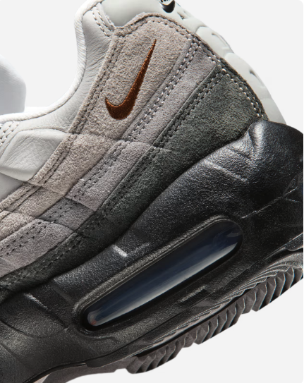 Nike SB - Air Max 95 Shoes | Black Cacao Wow – Plusskateshop.com