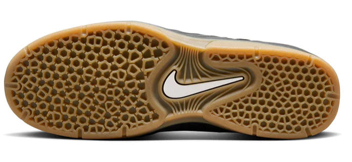 Nike SB - Vertebrae Shoes | Black White Gum – Plusskateshop.com