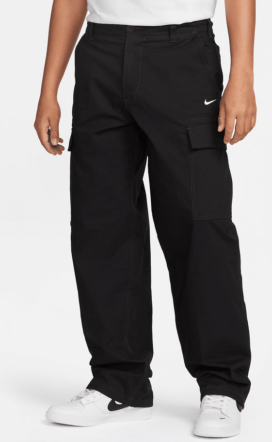Nike SB - Kearny Cargo Pants | Black